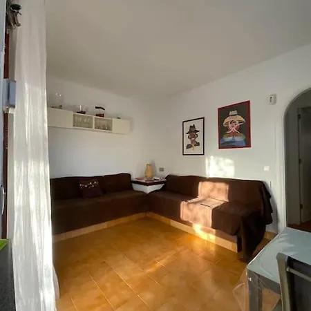 Bungalow Con Jardin Y Piscina * San Bartolomé
