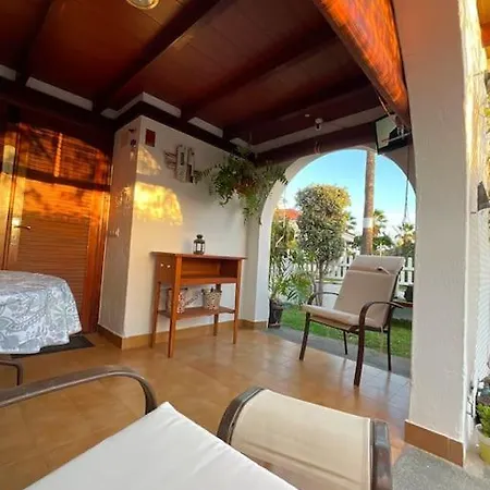 Apartment Bungalow Con Jardin Y Piscina